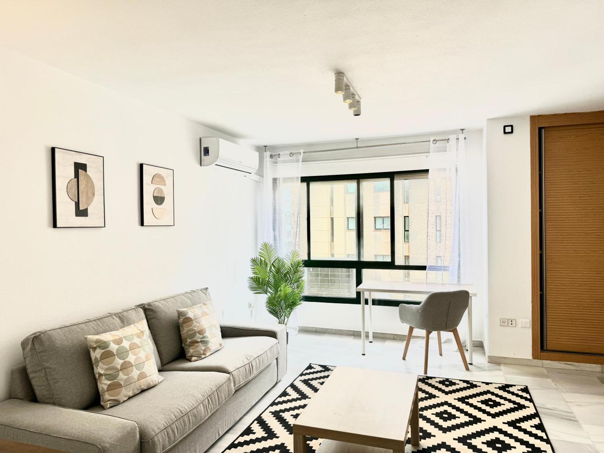 Center By Eaw Homes Apartamento Marbella